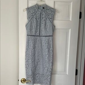 Elegant Lace Sleeveless Dress in Light Blue